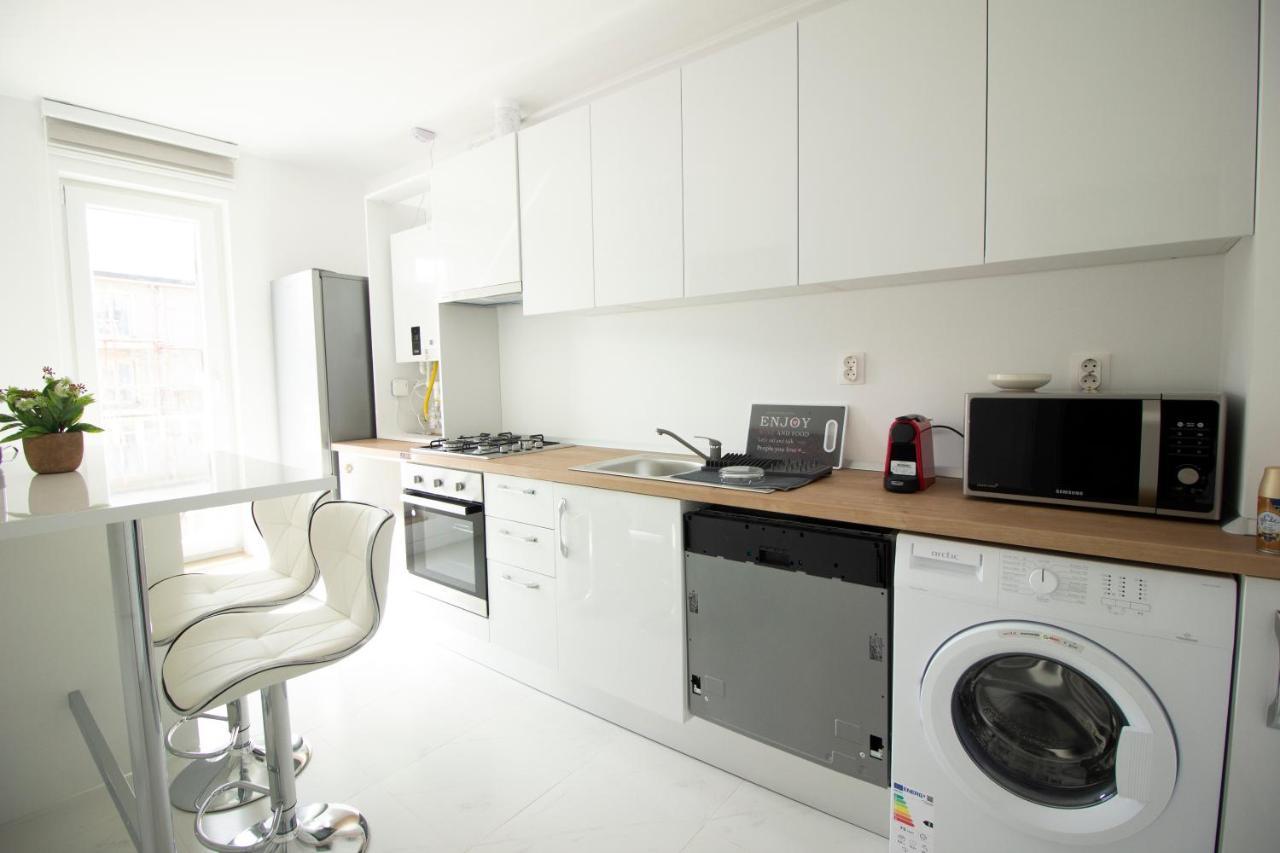 3 Rooms A502 Stayinn By Cosmopolis Bucharest Exterior photo