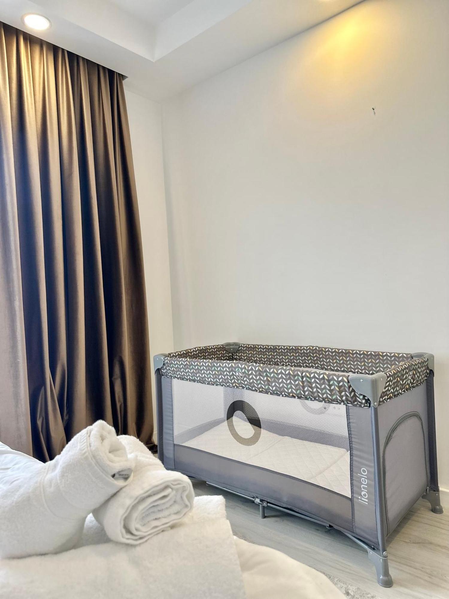 3 Rooms A502 Stayinn By Cosmopolis Bucharest Exterior photo